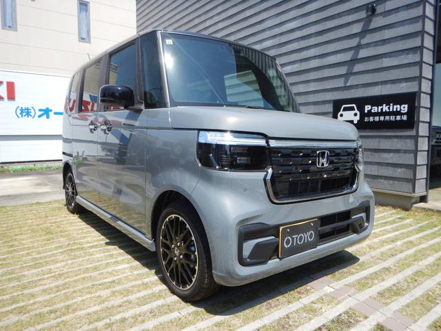 Honda N-BOX CUSTOM 2023