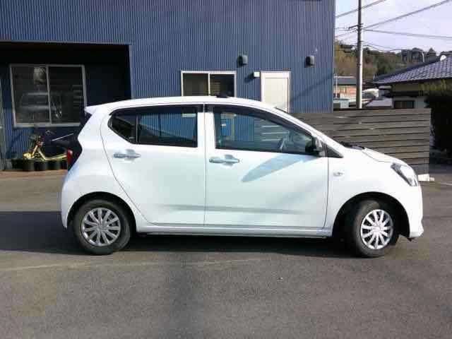 Daihatsu MIRA E:S 2022