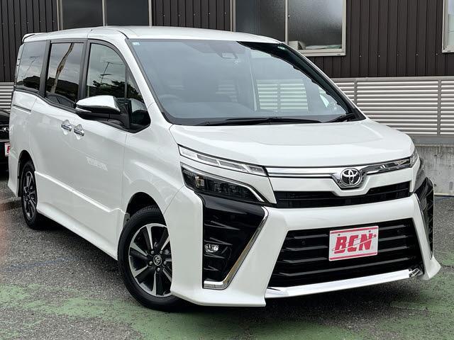 Toyota VOXY 2020