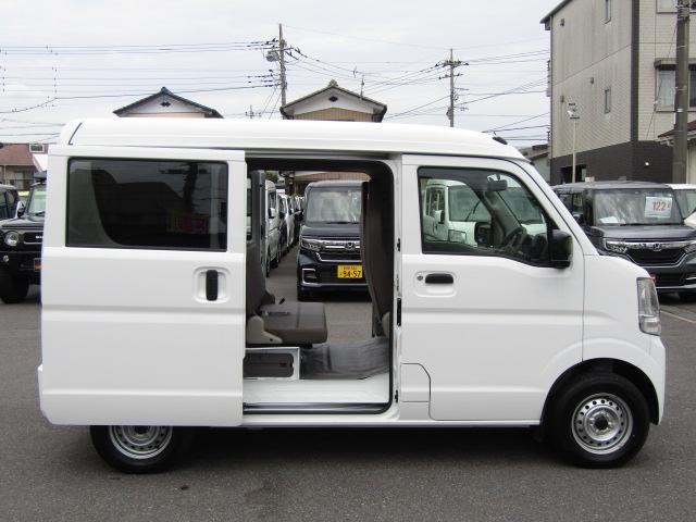 Nissan NV100 Clipper Van 2024