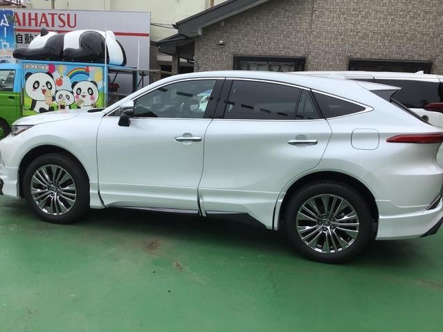 Toyota HARRIER HYBRID 2025