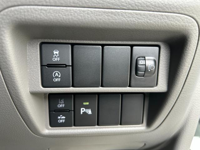 Nissan NV100 Clipper Van 2024