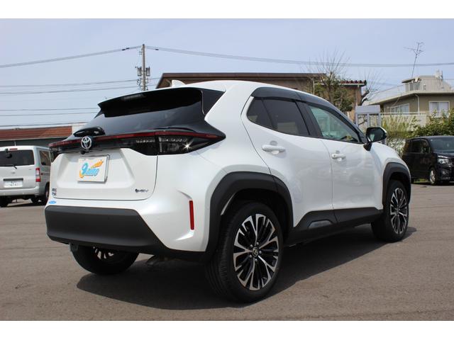 Toyota YARIS CROSS 2025