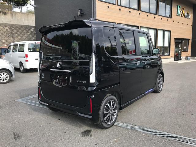 Honda N-BOX CUSTOM 2025