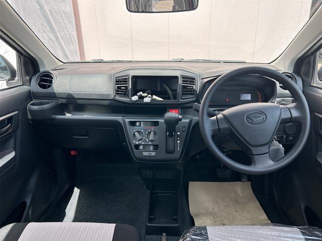 Daihatsu MIRA E:S 2024