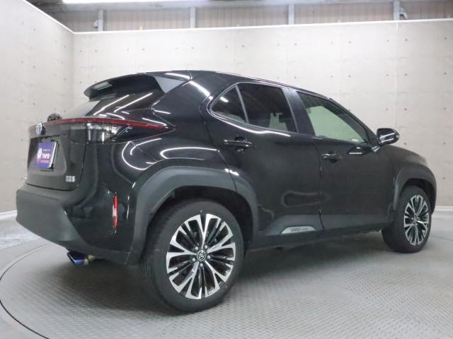 Toyota YARIS CROSS 2023