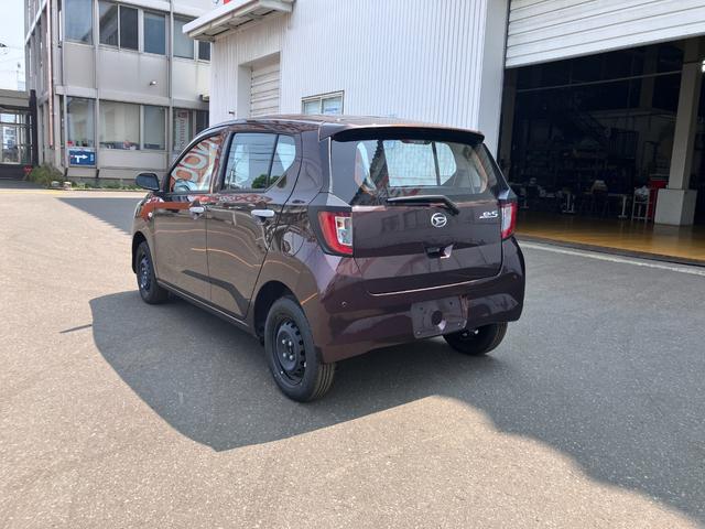 Daihatsu MIRA E:S 2023