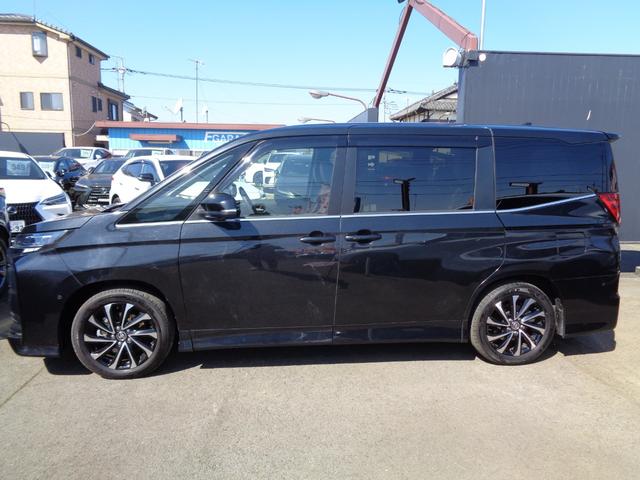Toyota NOAH 2025