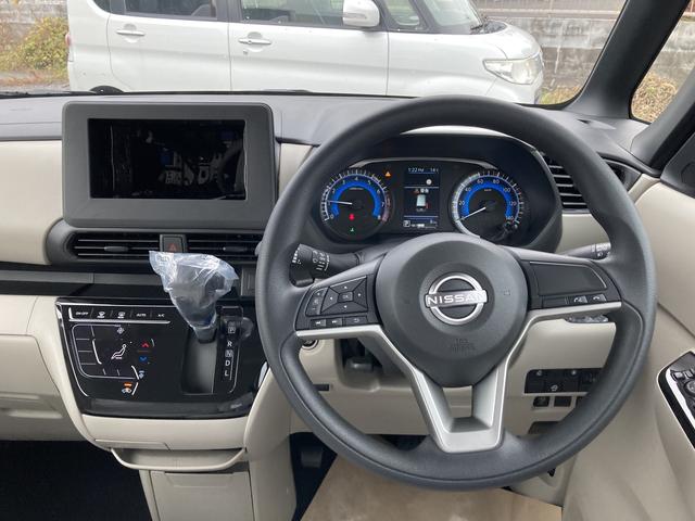 Nissan ROOX 2023