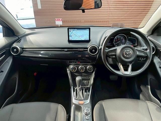 Mazda MAZDA2 2023