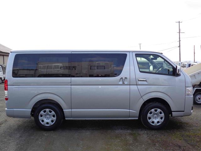 Toyota HIACE VAN 2026
