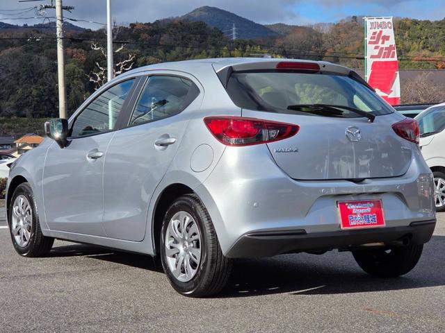 Mazda MAZDA2 2022