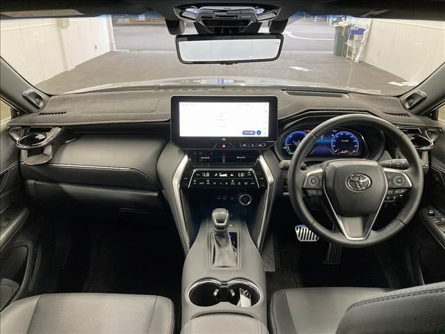 Toyota HARRIER HYBRID 2023