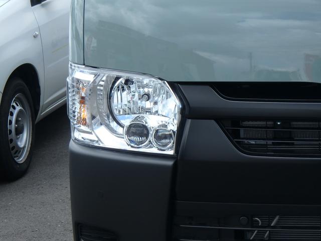 Toyota HIACE VAN 2025