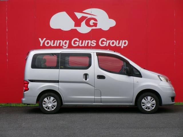 Nissan NV200 VANETTE VAN 2013