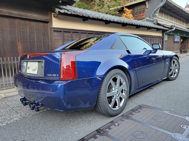Cadillac CADILLAC XLR 2005