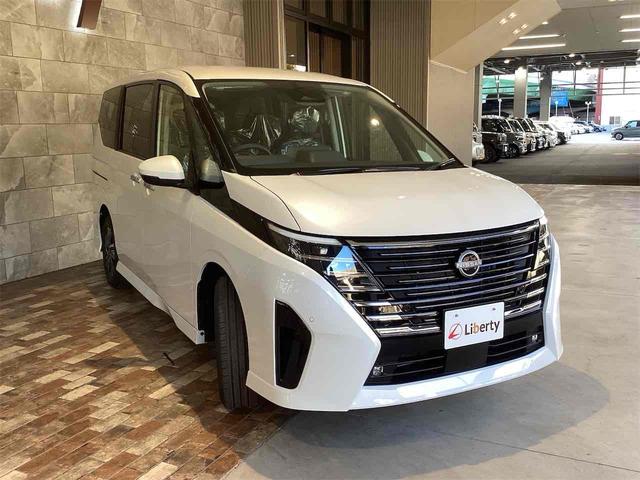 Nissan SERENA 2025