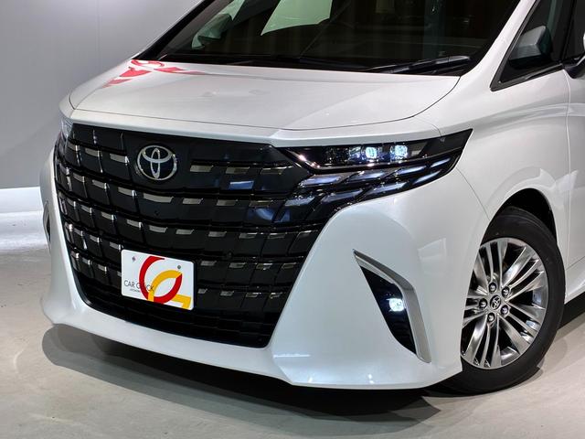 Toyota ALPHARD HYBRID 2026