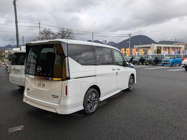 Nissan SERENA 2025