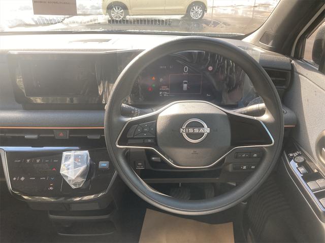 Nissan SAKURA 2023