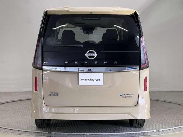 Nissan SERENA 2024