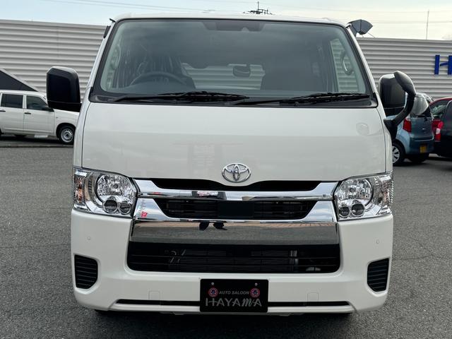 Toyota HIACE VAN 2026