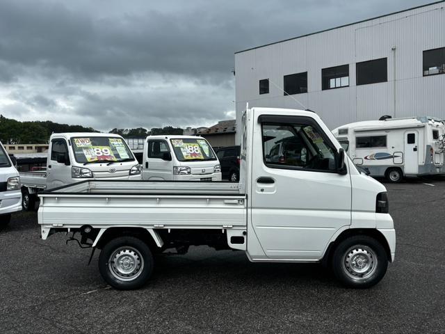 Nissan CLIPPER TRUCK 2011