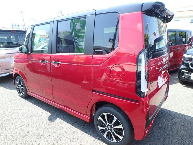 Honda N-BOX CUSTOM 2025