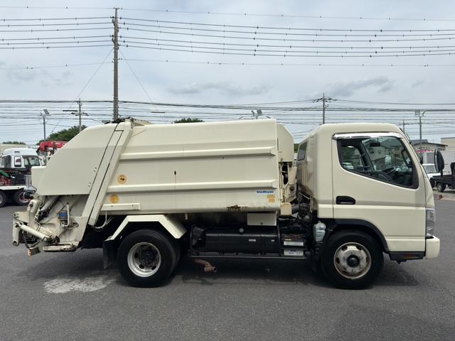 Mitsubishi Fuso CANTER 2009