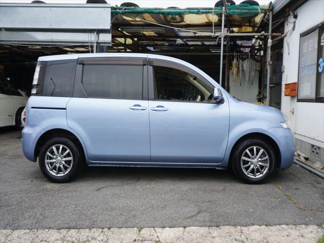 Toyota SIENTA 2015