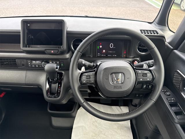 Honda N-BOX CUSTOM 2025