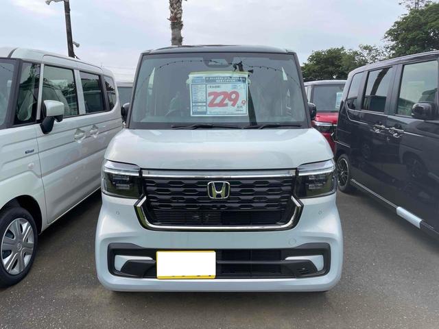Honda N-BOX CUSTOM 2025
