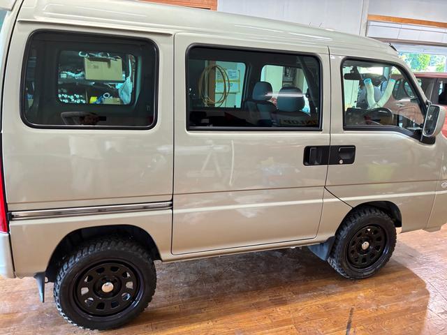 Subaru SAMBAR VAN 2011