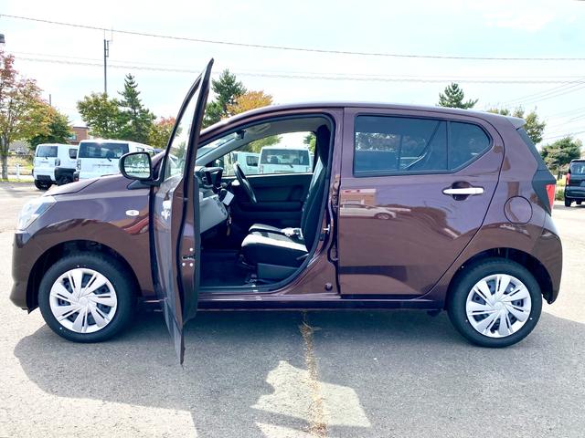 Daihatsu MIRA E:S 2025