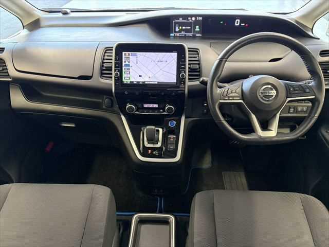 Nissan SERENA 2018