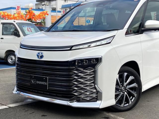 Toyota VOXY 2025