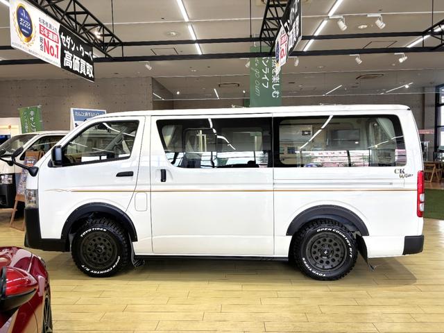 Toyota HIACE VAN 2026