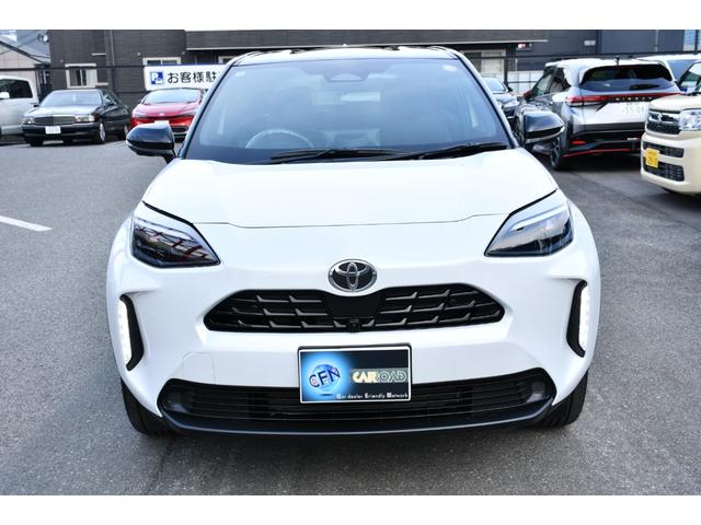 Toyota YARIS CROSS 2025