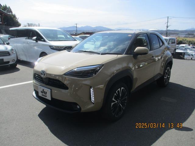 Toyota YARIS CROSS 2025