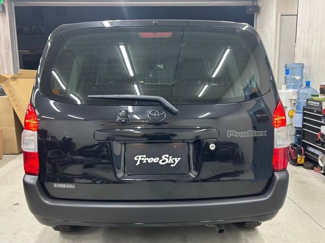 Toyota PROBOX 2025