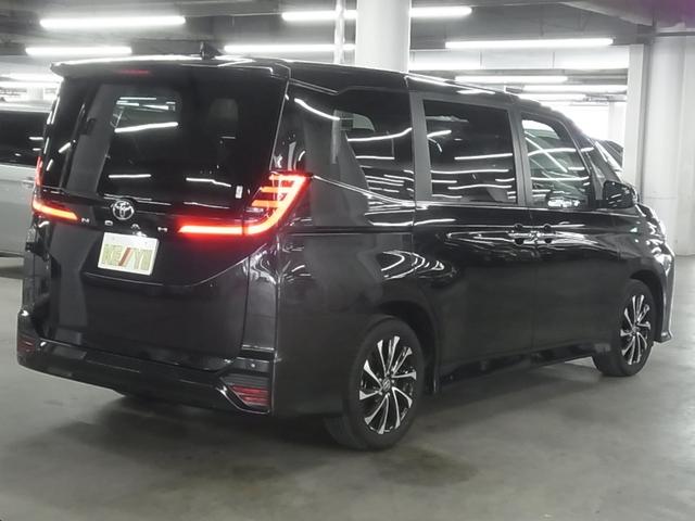 Toyota NOAH 2024