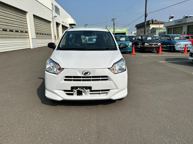 Daihatsu MIRA E:S 2023