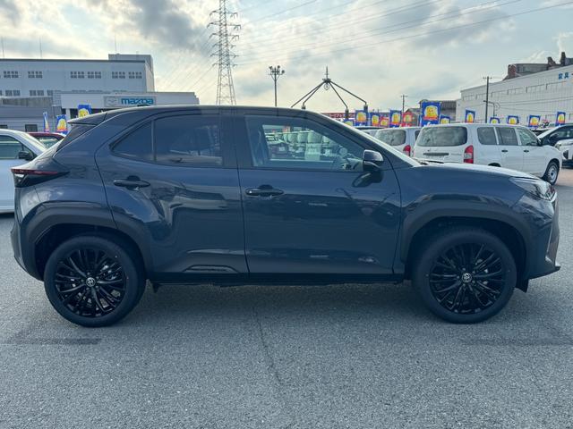 Toyota YARIS CROSS 2025