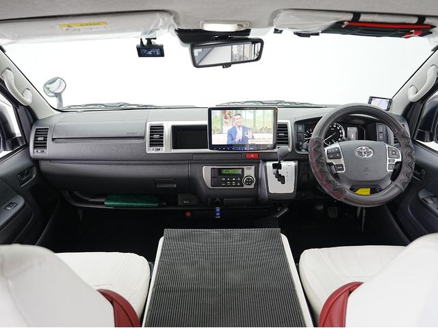 Toyota HIACE VAN 2024