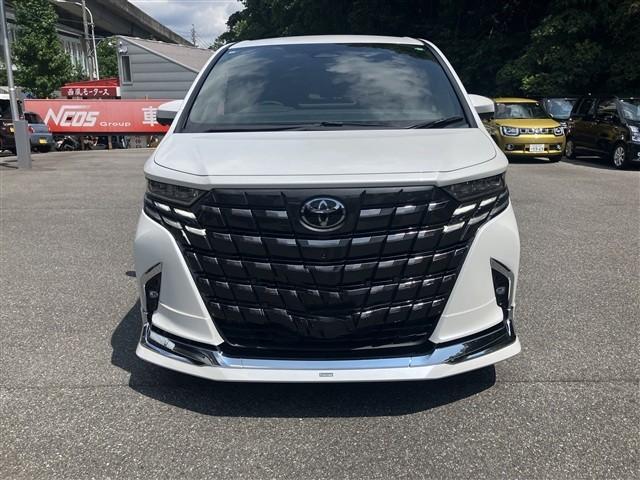 Toyota ALPHARD 2024