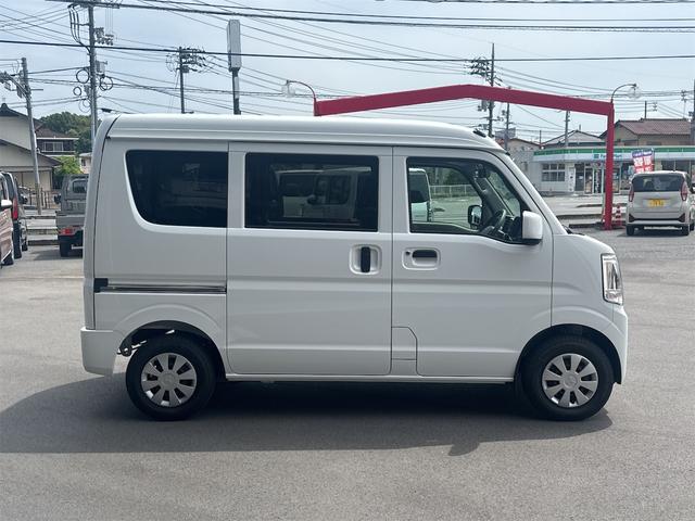 Mitsubishi MINICAB VAN 2025