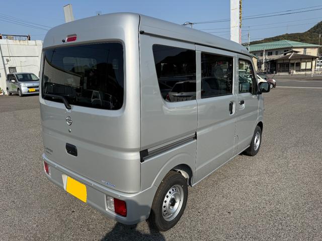 Nissan NV100 Clipper Van 2025