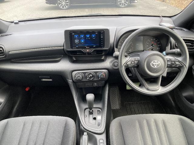 Toyota YARIS 2024