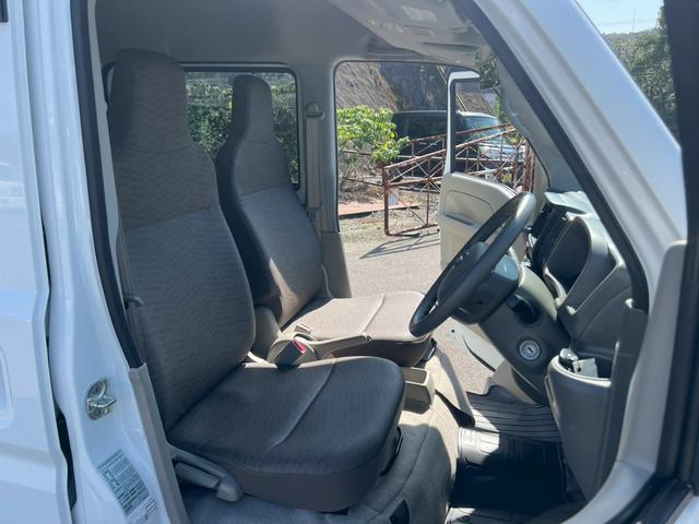 Nissan NV100 Clipper Van 2023