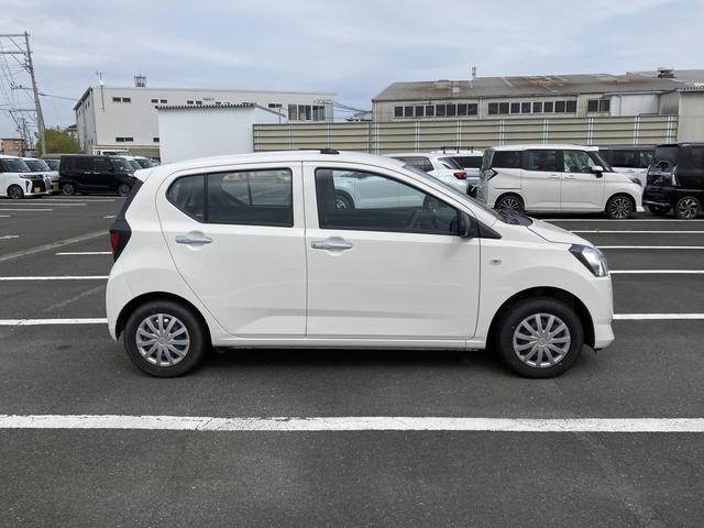 Daihatsu MIRA E:S 2024